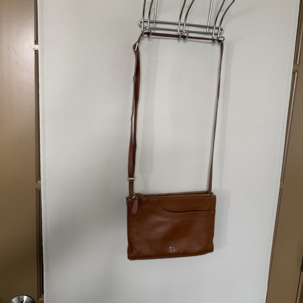 Radley London Small Cognac Tan Brown Leather Crossbody Bag Purse Pockets Zipper